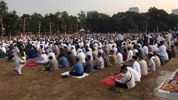 Sholat Ied Diizinkan di Lapangan Terbuka, Berikut Aturan Kegiatan Masyarakat Saat Idul Fitri