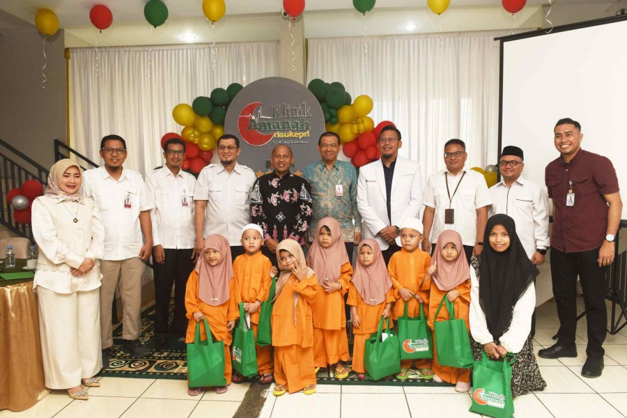 Klinik Utama Amanah Riau Kepri Salurkan Santunan ke Panti Asuhan di Milad Ke-5