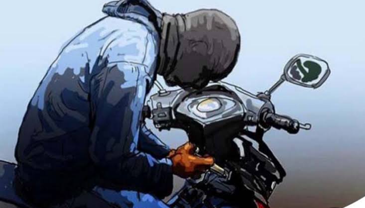 Numpang Tidur Di Rumah, Motor Teman Dibawa Kabur