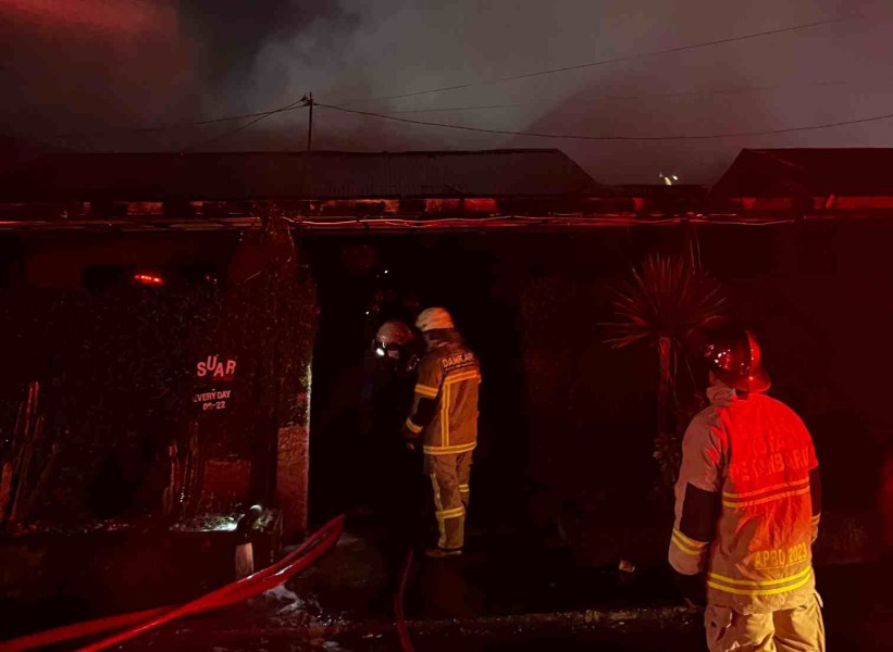 Coffee Shop di Pekanbaru Terbakar, 5 Mobil Pemadaman Diturunkan