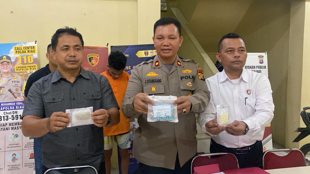 Jual Narkoba Ke Polisi, Pengedar dan 500 Butir Ekstasi Diamankan