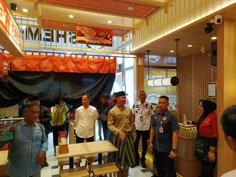 Satpol PP Pekanbaru Turun Awasi Rumah Makan dan Restoran Buka Siang Ramadan