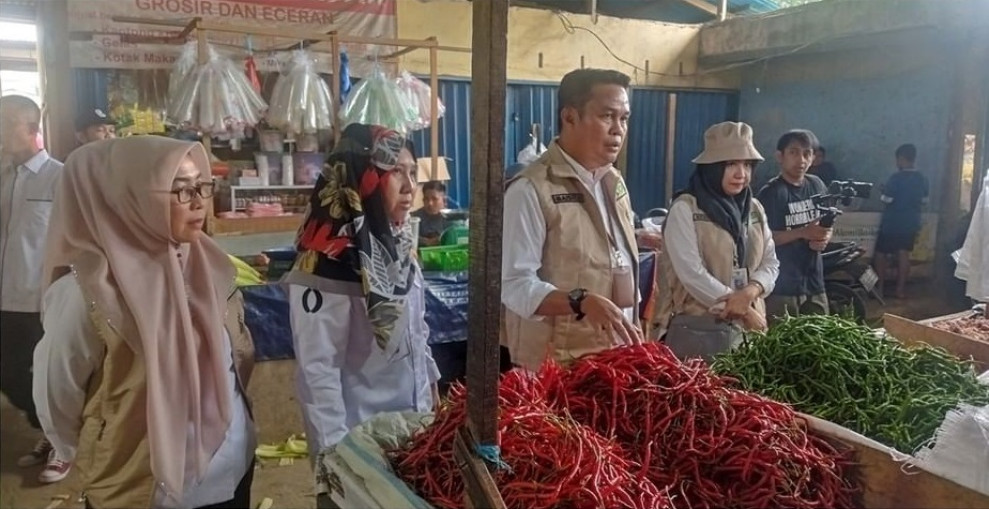 Kepala DKP Pekanbaru Tinjau Pasar Pastikan Ketersedian Pangan