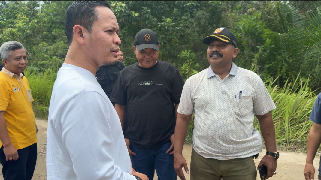 Ditinjau Wako Agung, Jalan Pembina IV Rumbai Timur Segera Diperbaiki