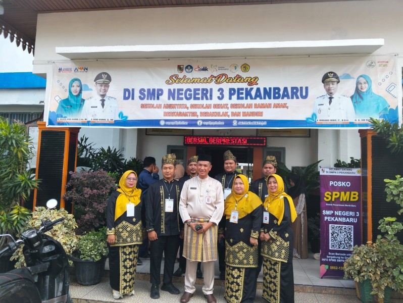 Hari Pertama Pendaftaran SPMB SMP di Pekanbaru, Disdik Pastikan Berjalan Lancar