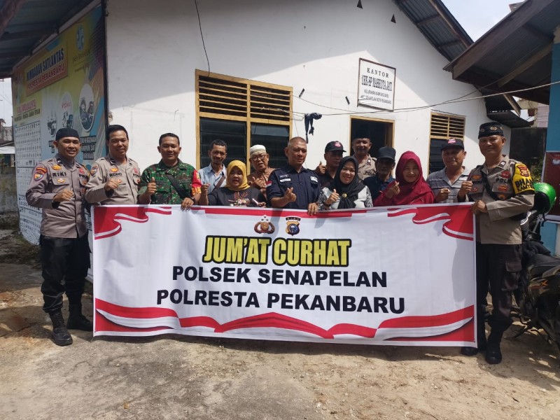 Polsek Senapelan Gelar Jumat Curhat di Kampung Baru