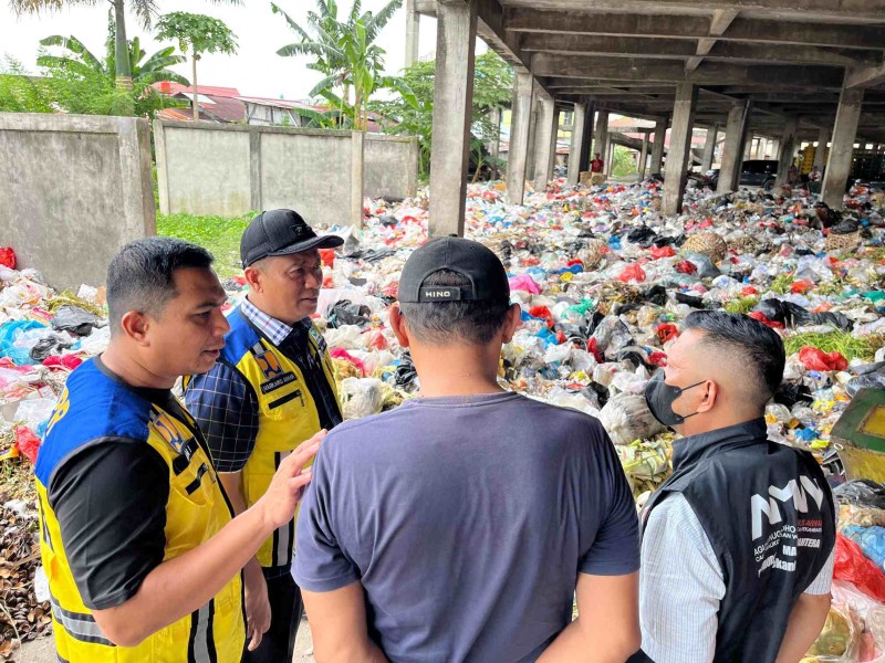 Pemko Pekanbaru Tata Kembali Sistem Pengangkutan Sampah