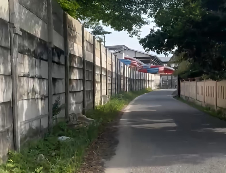 Dinilai Membahayakan, Satpol PP Pekanbaru Bakal Periksa Izin Bangunan Pagar di Panam