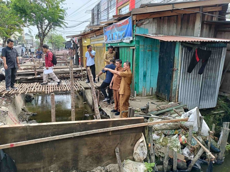 Perbaikan Drainase Dikebut, Pemko Pekanbaru Jemput Bola ke Pemprov Kolaborasi Atasi Banjir