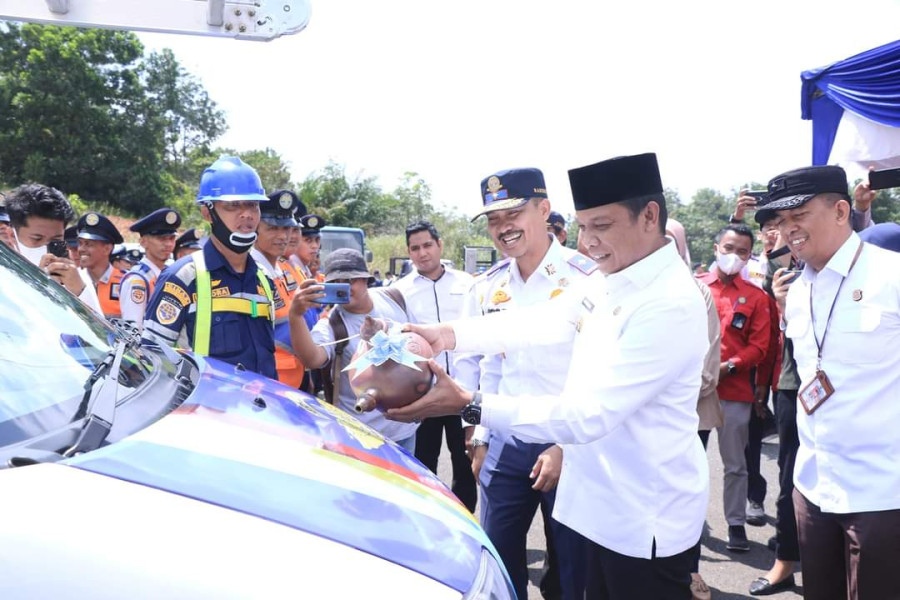 Mobil Layanan Cepat LPJU dan Bus TMP Gratis Diluncurkan Pj Walikota Pekanbaru