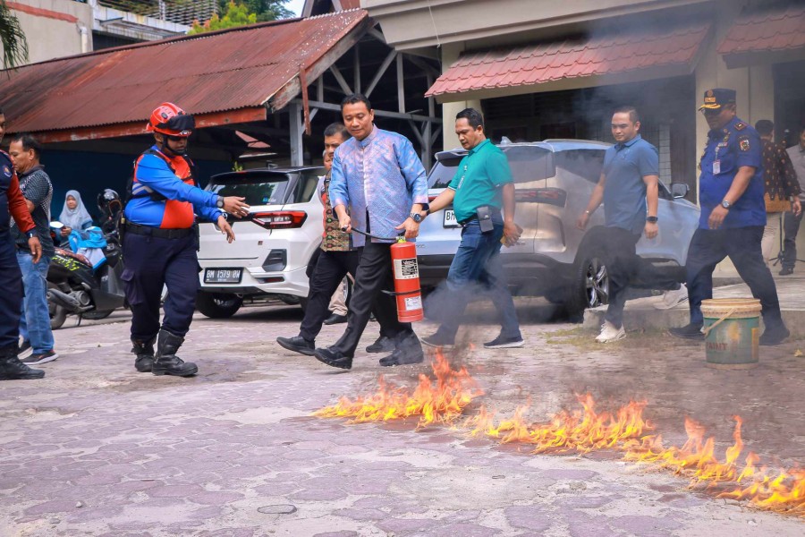 Waspadai Kebakaran Bangunan, Warga Pekanbaru Diimbau Miliki APAR di Setiap Rumah