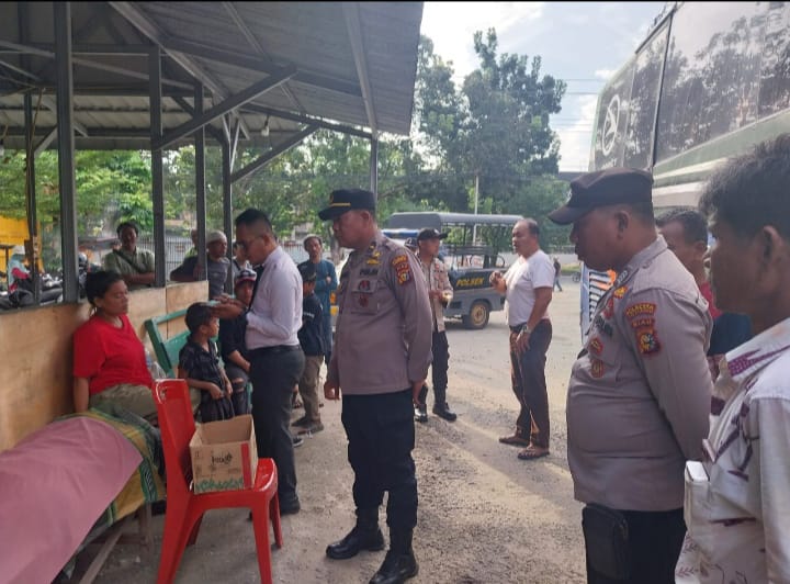 Turun dari Bus, Penumpang ALS Tewas Terbaring