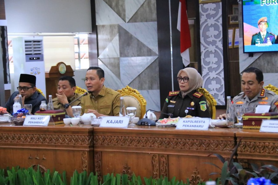 Siap-siap! Pemko Pekanbaru dan Forkopimda Segera Potong Kabel Fiber Optik Semerawut