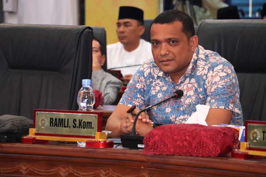 Fraksi PKB Kabupaten Kampar Sampaikan Pandangan Umum Terhadap RAPBD 2025