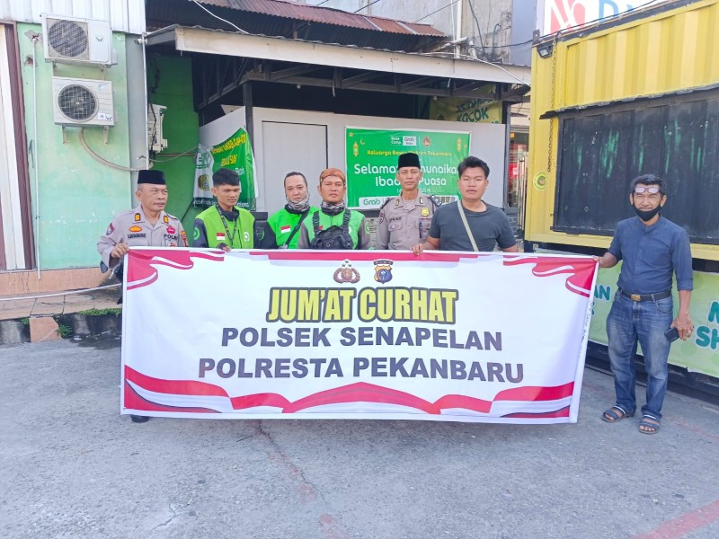 Warga Kampung Baru Curhat Layanan Urus SIM dan Pajak Kendaraan ke Polsek Senapelan